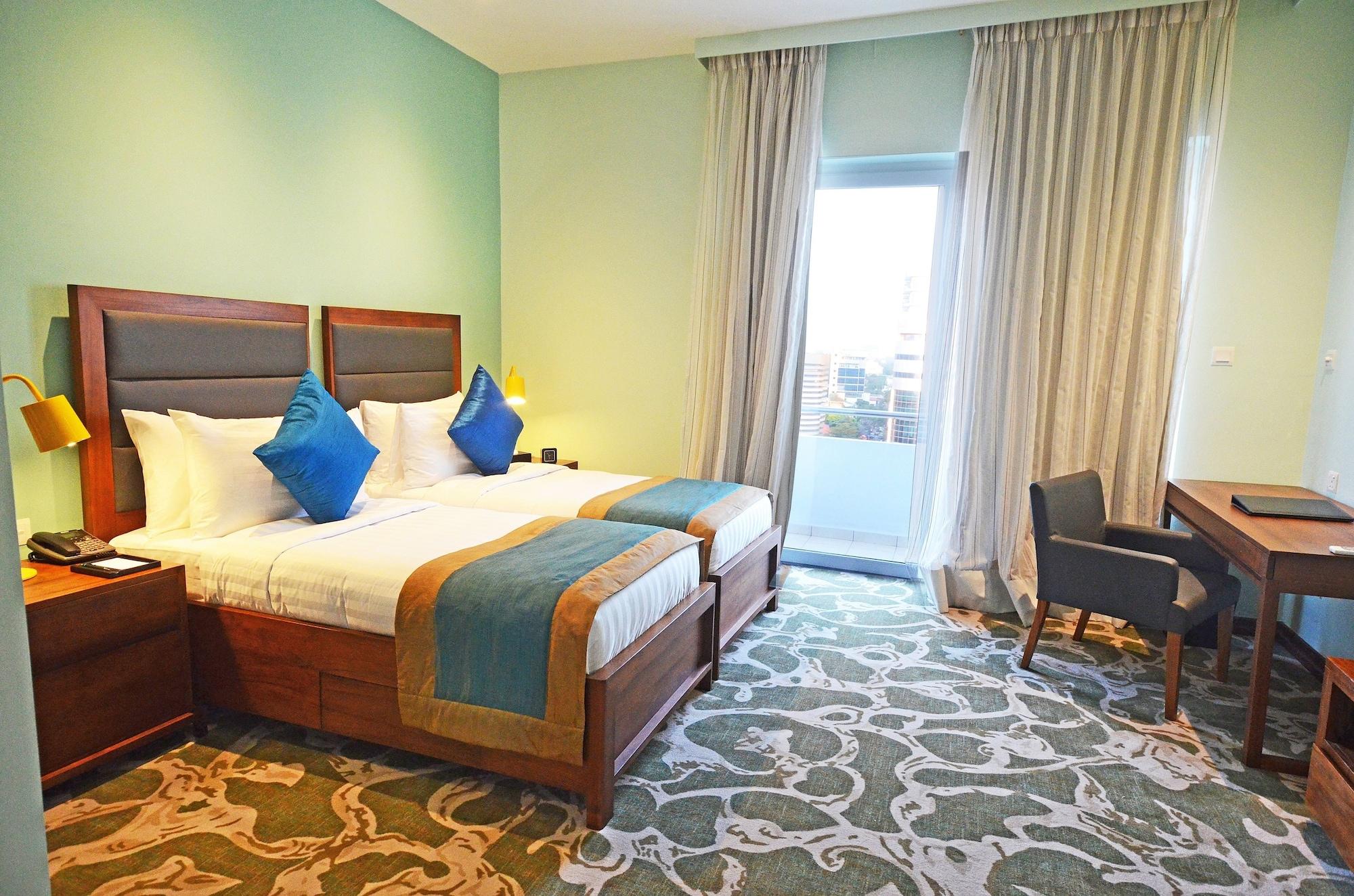 Ocean Edge Suites & Hotel Colombo Buitenkant foto