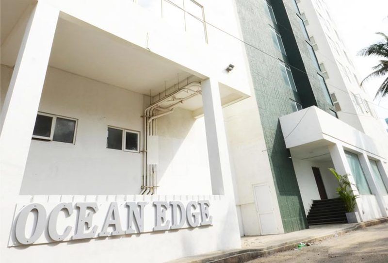 Ocean Edge Suites & Hotel Colombo Buitenkant foto