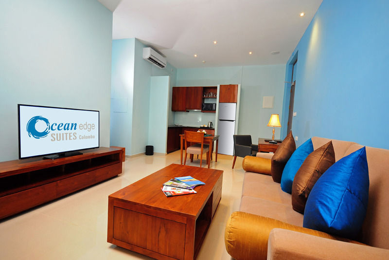 Ocean Edge Suites & Hotel Colombo Buitenkant foto