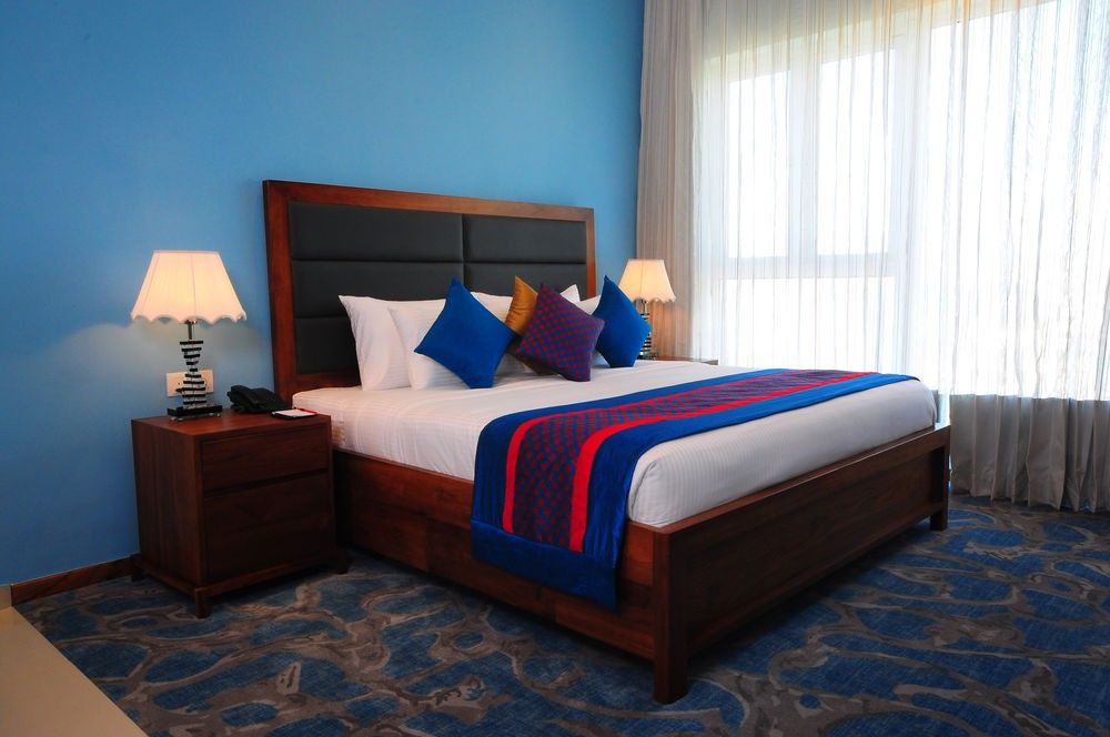 Ocean Edge Suites & Hotel Colombo Buitenkant foto