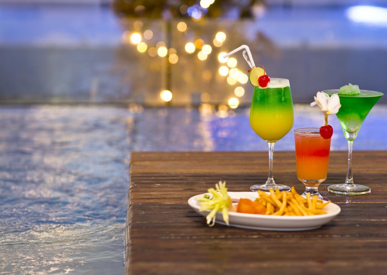 Ocean Edge Suites & Hotel Colombo Buitenkant foto