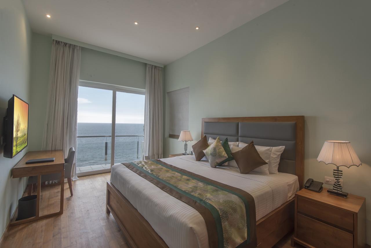 Ocean Edge Suites & Hotel Colombo Buitenkant foto