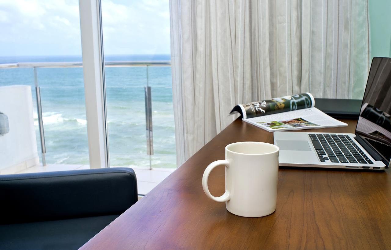 Ocean Edge Suites & Hotel Colombo Buitenkant foto